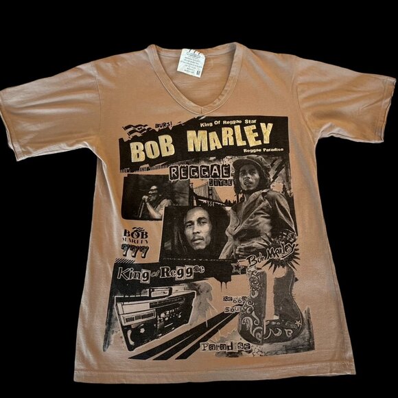 🌸4/$20🌸 Bob Marley V-Neck T-Shirt - Picture 2 of 9
